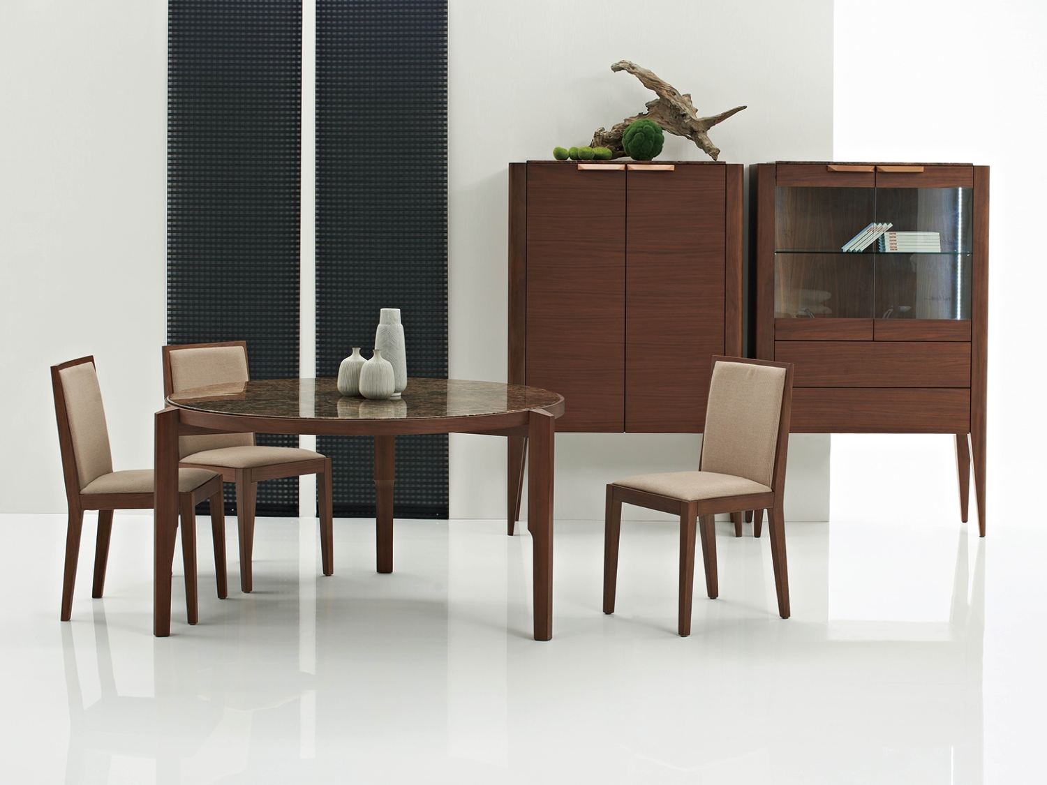 ALE Chair